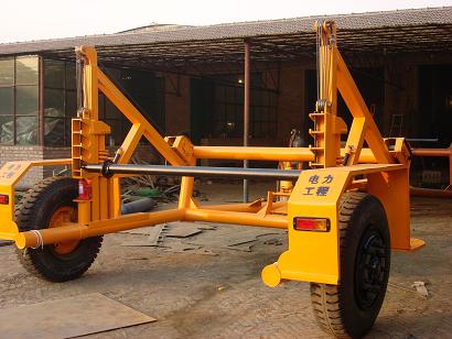 導(dǎo)線盤放線車線軸拖車﹟最新技術(shù)設(shè)備制造生產(chǎn)﹩安全方便操作簡單