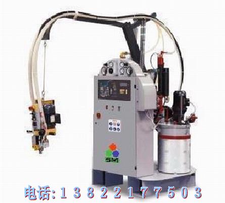 冰箱夾層保溫發泡機