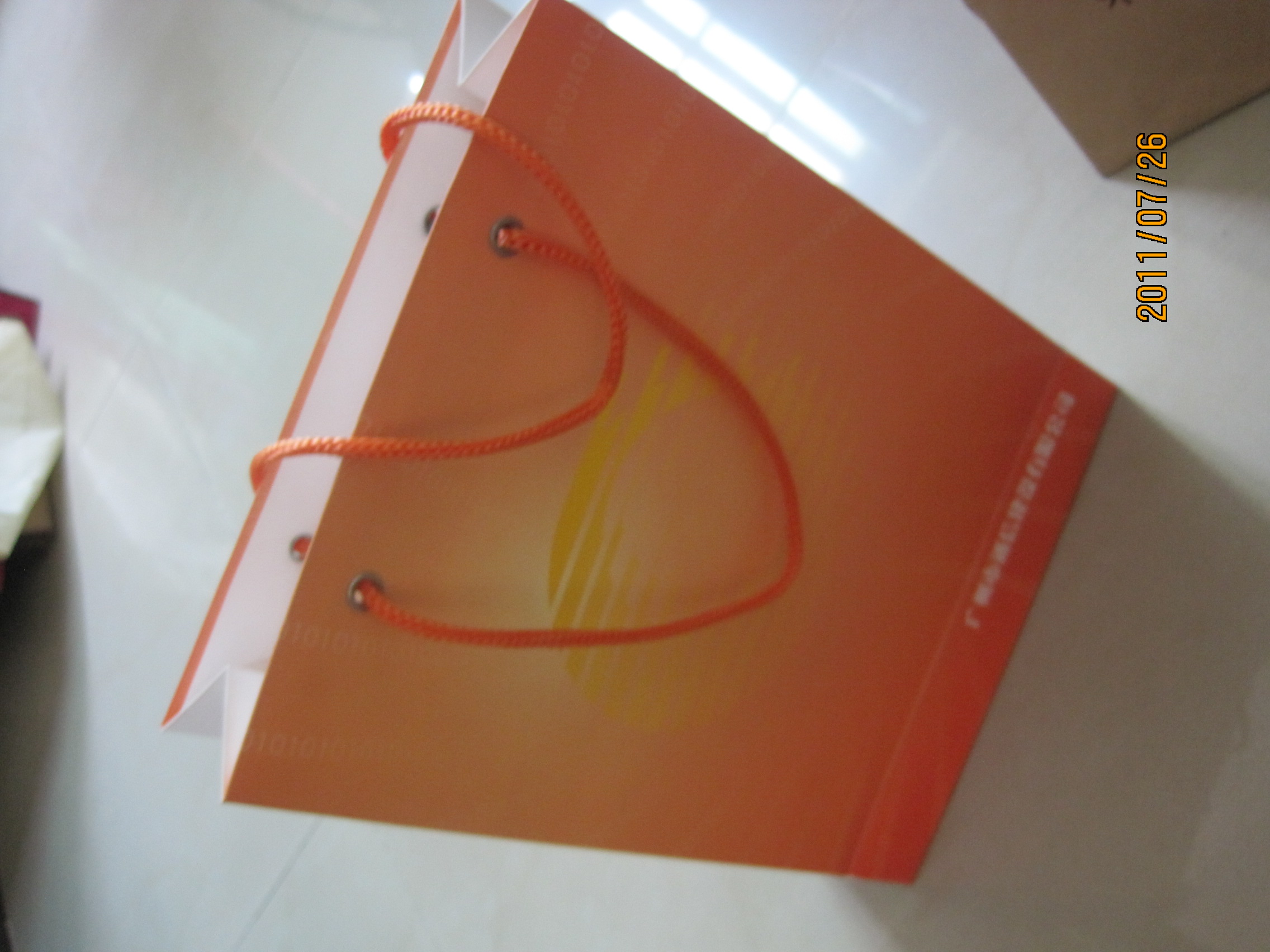 現代最新的紙袋-新穎有創意的紙袋設計稿，紙袋廠