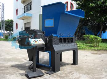 廢紙撕碎機是現在比較流行的一種粉碎設備，