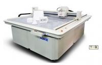 紙箱打樣機種類、紙箱打稿機 、拓荒牛紙箱彩盒電腦割樣機