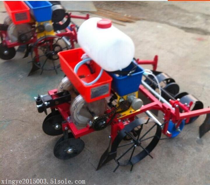 玉米播種覆膜機(jī)  花生播種覆膜機(jī)廠家 多功能播種地膜機(jī)