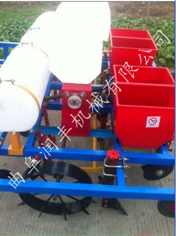 鄂爾多斯 花生覆膜機的調整 花生播種覆膜機使用