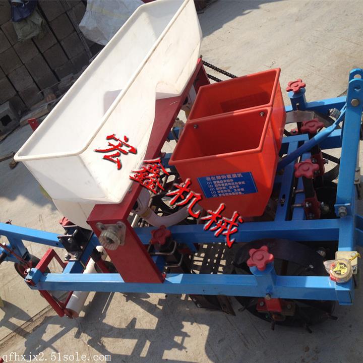 薯類覆膜機 優質耐用馬鈴薯播種覆膜機 玉米播種施肥一體機公司