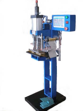 塑料周轉箱燙金機