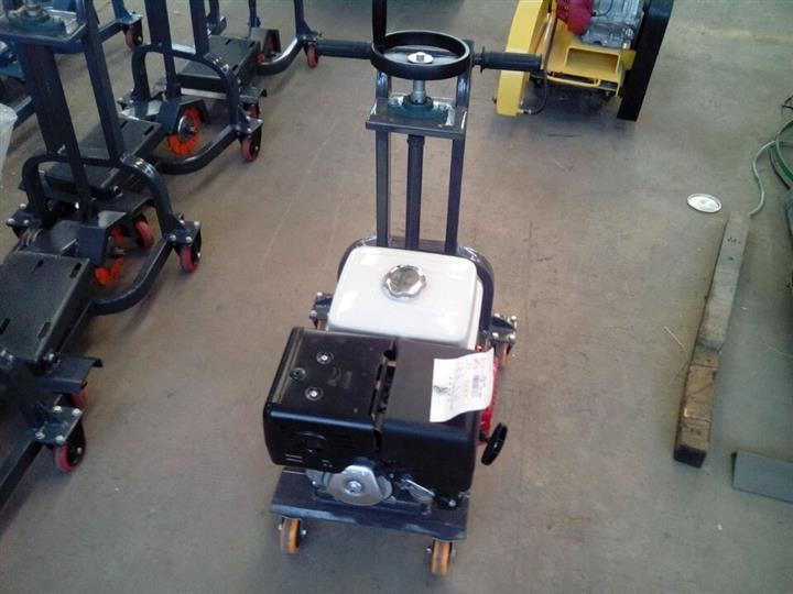 開槽機工程介紹。馬路開槽機。瀝青開槽機