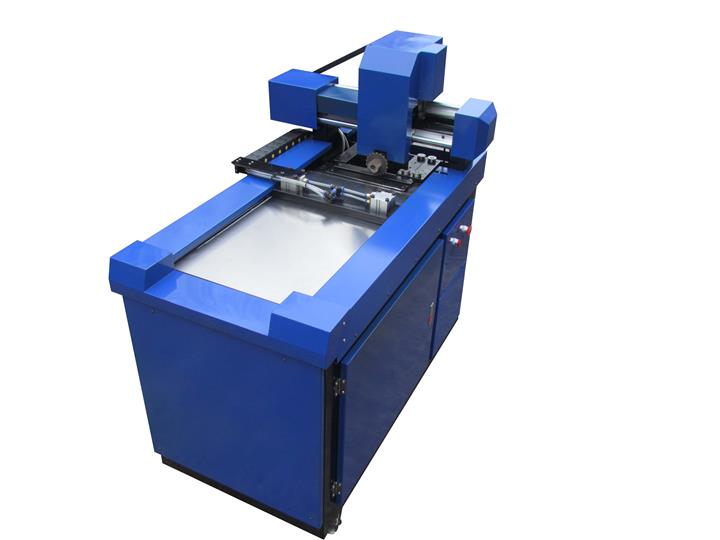 哪里能買(mǎi)到特價(jià)發(fā)光字?jǐn)?shù)控開(kāi)槽機(jī)，長(zhǎng)壽發(fā)光字?jǐn)?shù)控開(kāi)槽機(jī)