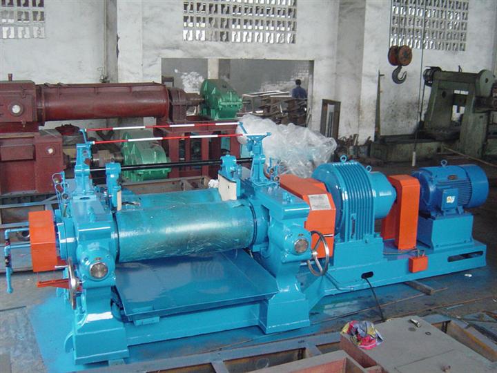 切膠機，分切機，密煉機，開煉機