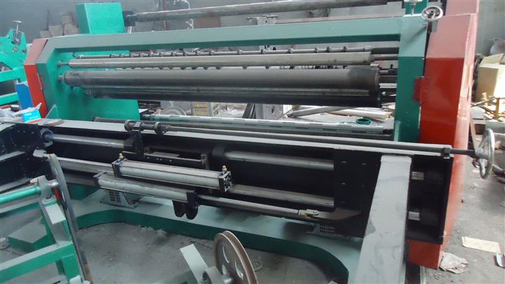 唐山多功能分切機-高配置分切復卷機電腦糾偏 計米停機