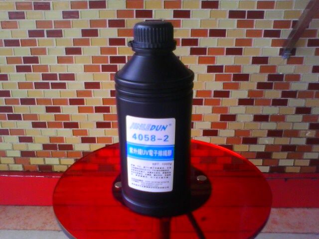 4058焊點保護膠、筆記本電池排線UV膠、粘IC零件焊點膠水