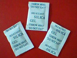 硅膠干燥劑批發(fā)//性價比高的國際環(huán)保型蒙脫石干燥劑山東凱博藥